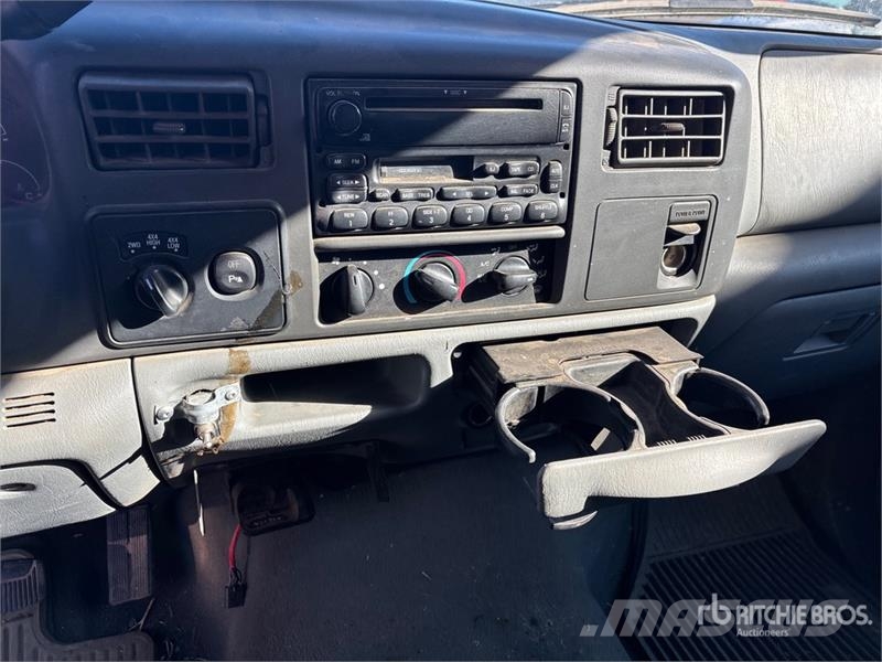 Ford F-350 Pritschenwagen/Pritschenwagen mit Seitenklappe