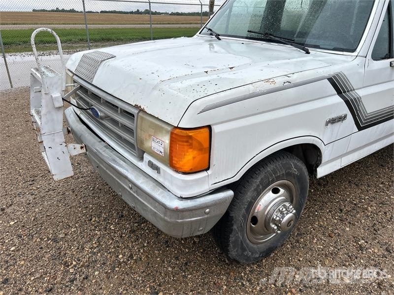 Ford F-350 Autoplošiny