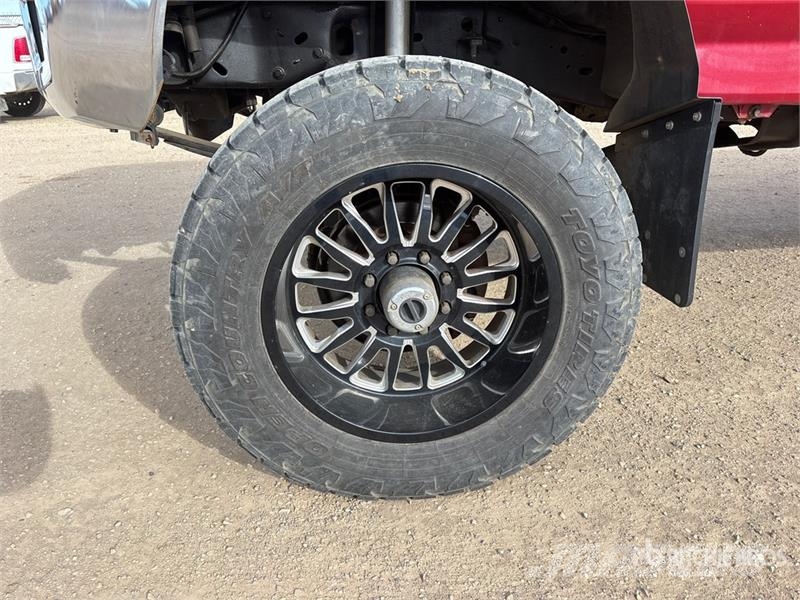 Ford F-350 Kamioni sa otvorenim sandukom