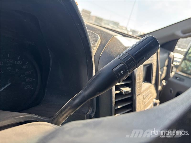 Ford F-350 Flakbilar