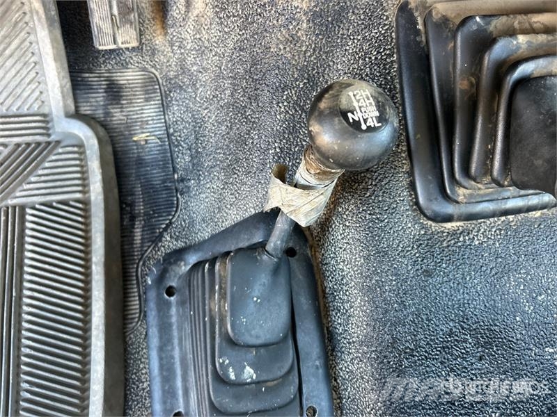Ford F-350 Camion con sponde ribaltabili