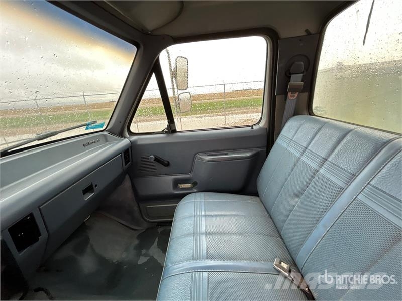 Ford F-350 Autoplošiny