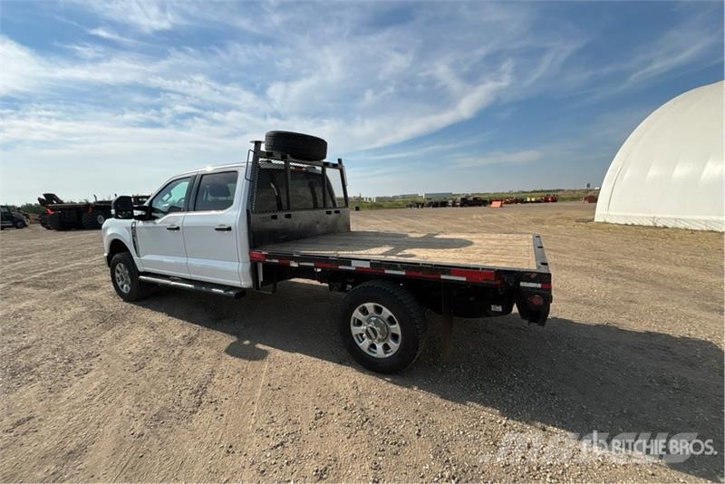 Ford F-350 Φορτηγά Kαρότσα με ανοιγόμενα πλαϊνά