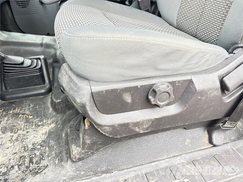 Ford F-350 Kamioni sa otvorenim sandukom