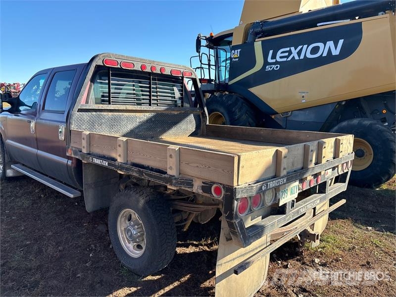 Ford F-350 Pritschenwagen/Pritschenwagen mit Seitenklappe