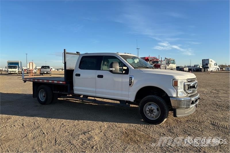 Ford F-350 Tovornjaki s kesonom/platojem