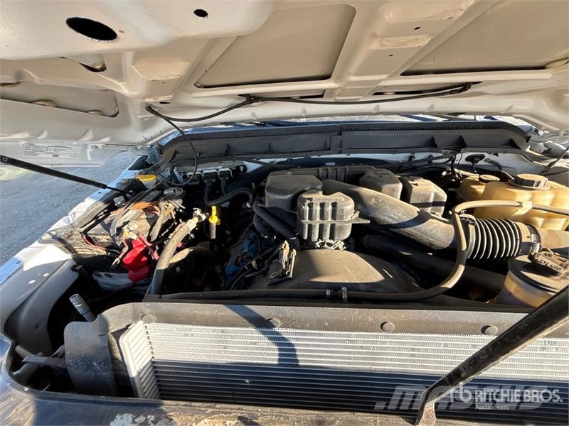 Ford F-350 Plošinové nákladné automobily/nákladné automobily so sklápacími bočnicami