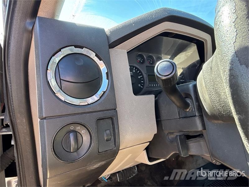 Ford F-350 Municipal / general purpose vehicles
