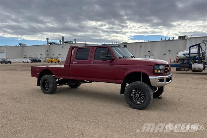 Ford F-350 Kamioni sa otvorenim sandukom