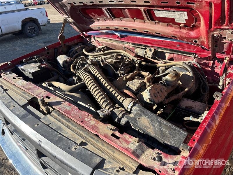 Ford F-350 Platós / Ponyvás teherautók