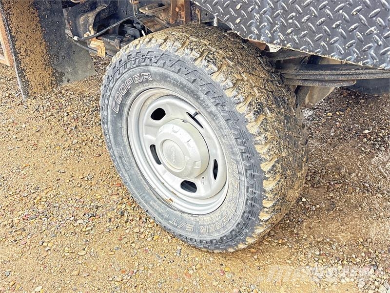 Ford F-350 Kamioni sa otvorenim sandukom