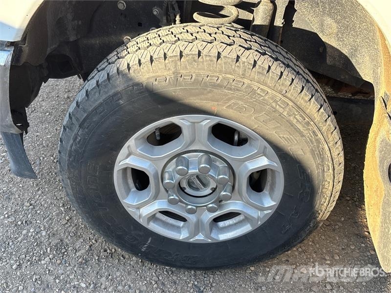 Ford F-350 Drugi
