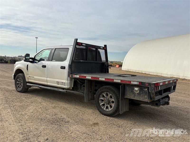 Ford F-350 Camion plateau