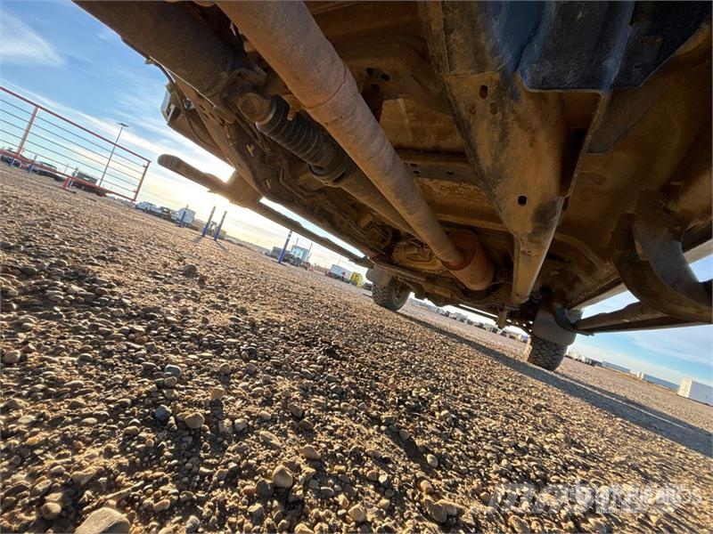 Ford F-350 شاحنات مسطحة/مفصلية الجوانب