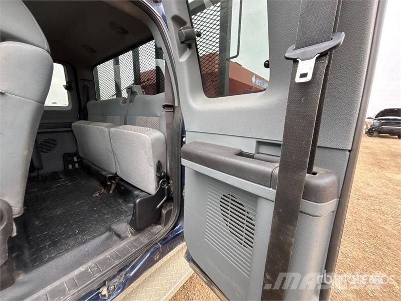 Ford F-350 Komunalna vozila
