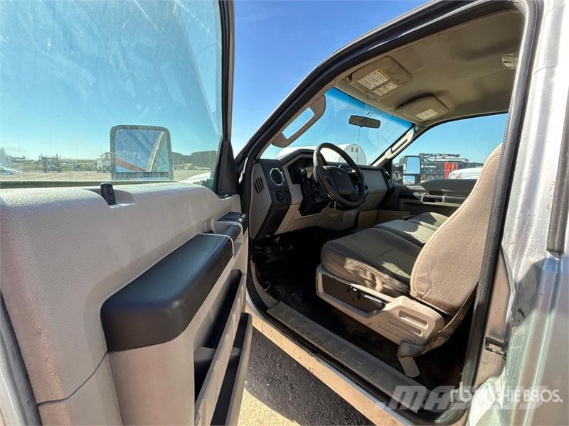 Ford F-350 Municipal / general purpose vehicles