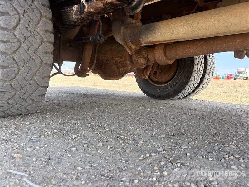 Ford F-350 Kamioni sa otvorenim sandukom