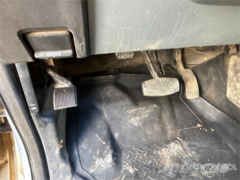 Ford F-350 Camion con sponde ribaltabili