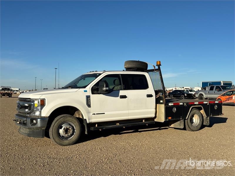 Ford F-350 Platós / Ponyvás teherautók