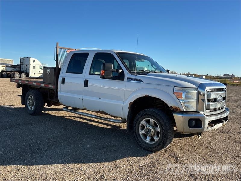 Ford F-350 Camion con sponde ribaltabili