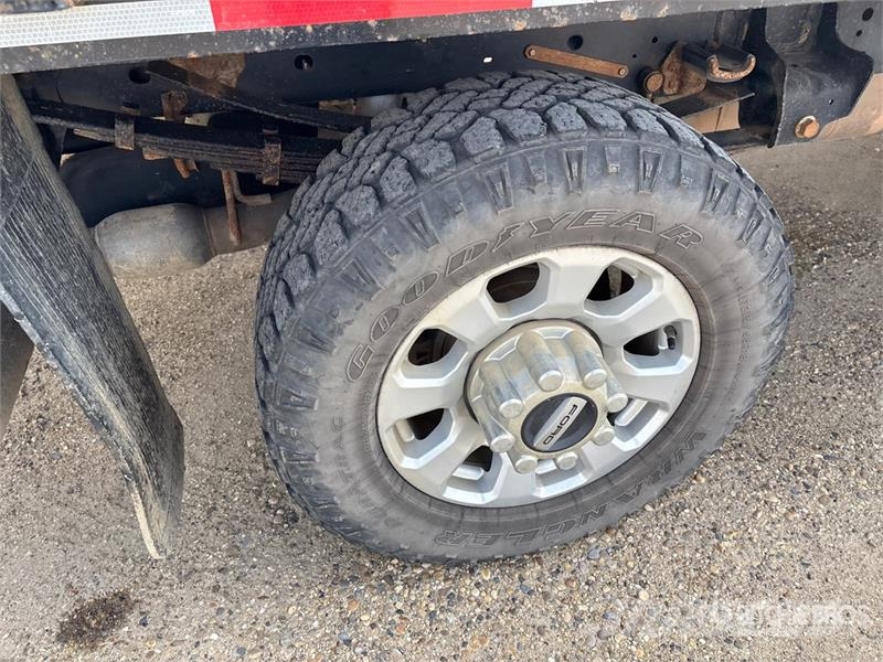 Ford F-350 Platformos/ Pakrovimas iš šono