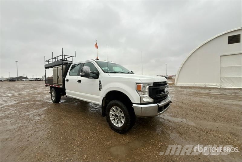 Ford F-350 Flatbed/Dropside trucks