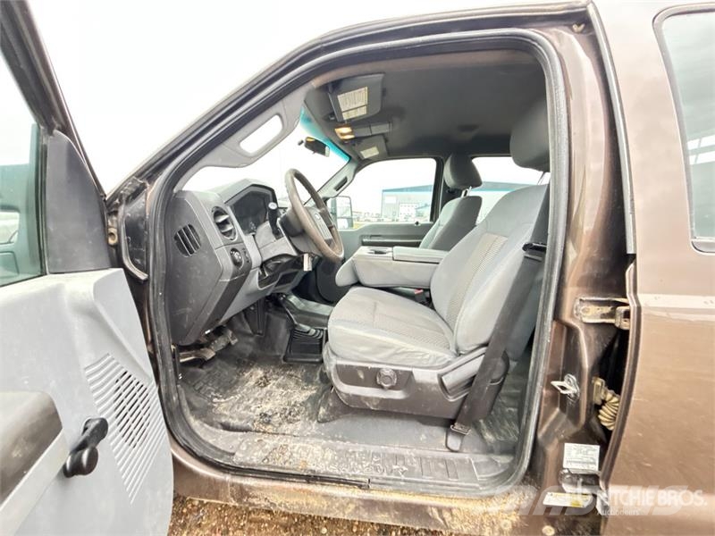 Ford F-350 Kamioni sa otvorenim sandukom