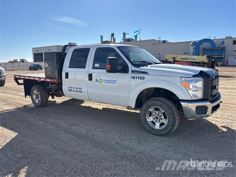 Ford F-350 Tovornjaki s kesonom/platojem