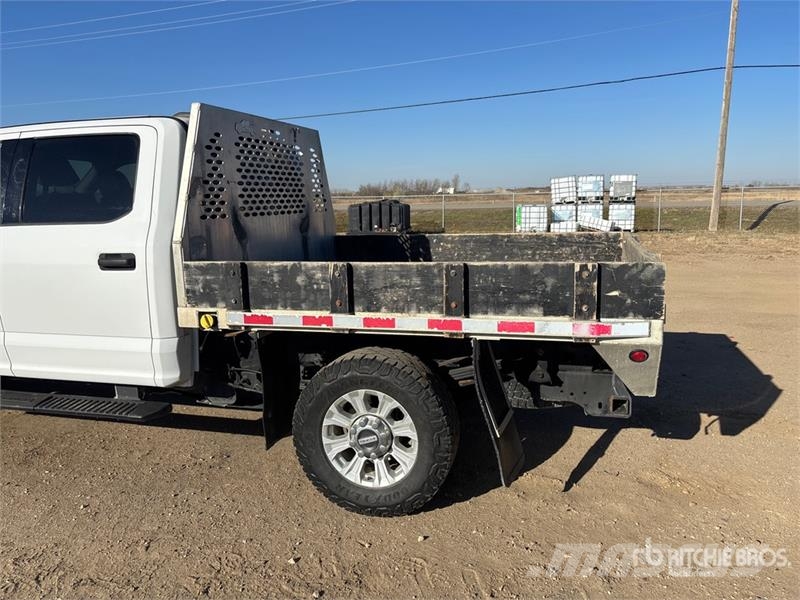 Ford F-350 Flatbed kamyonlar