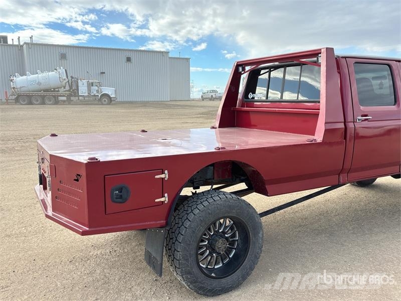 Ford F-350 Kamioni sa otvorenim sandukom