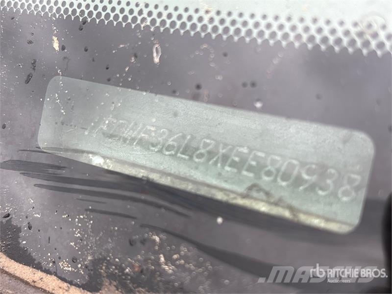 Ford F-350 Kis teherszállító/Platós kocsi