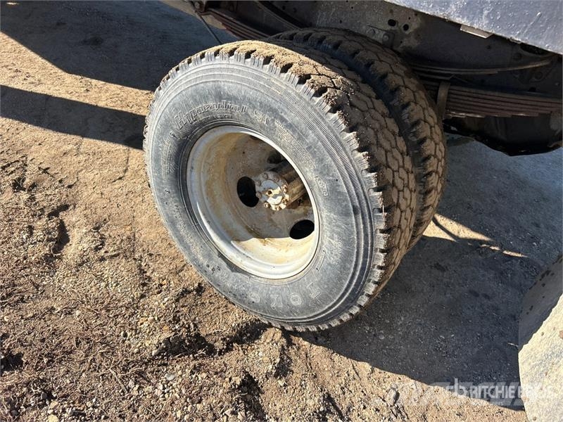 Ford F-350 Camion con sponde ribaltabili