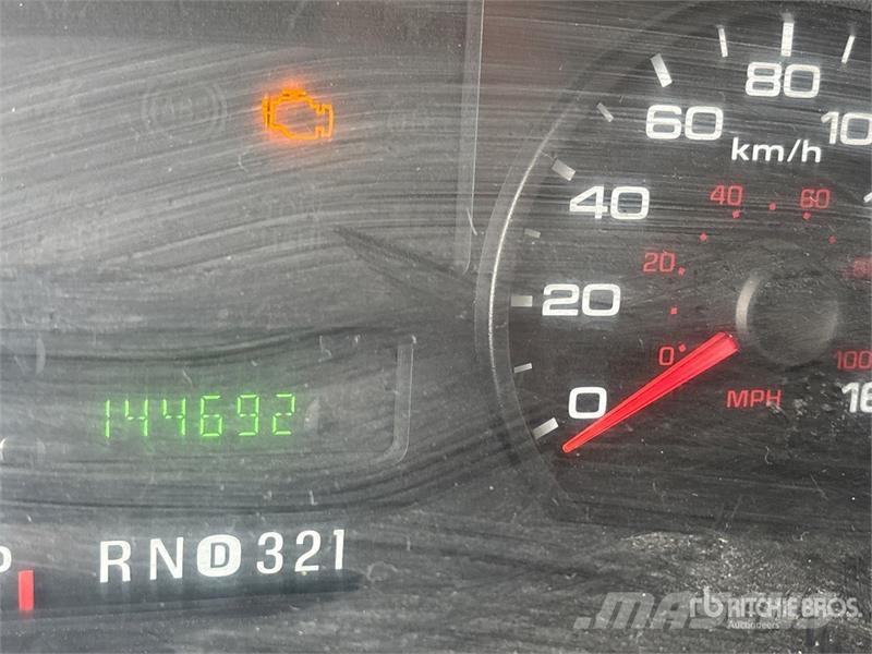 Ford F-350 شاحنات مسطحة/مفصلية الجوانب