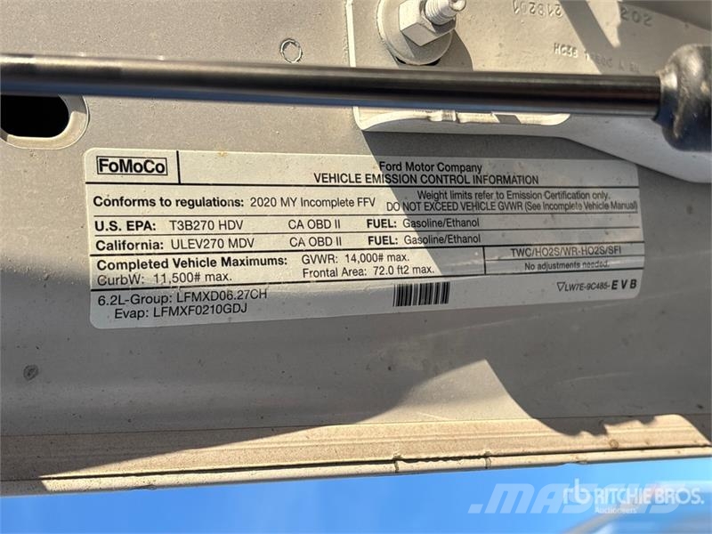 Ford F-350 Tovornjaki s kesonom/platojem