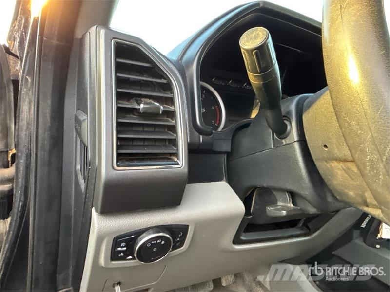 Ford F-350 Ostalo