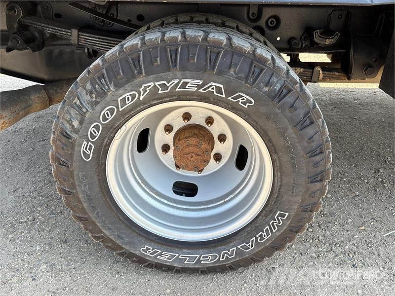 Ford F-350 Kamioni sa otvorenim sandukom