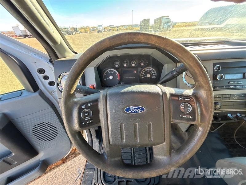 Ford F-350 Camion con sponde ribaltabili