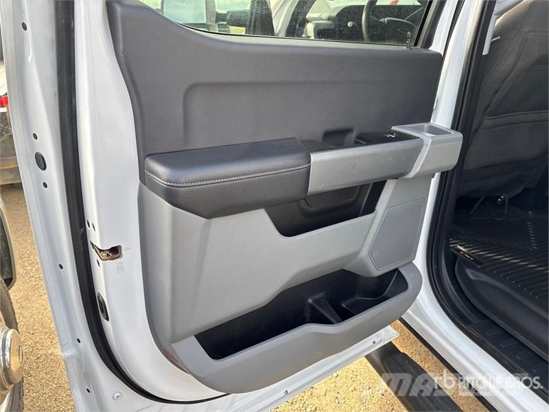 Ford F-350 플랫베드/드롭사이드 트럭