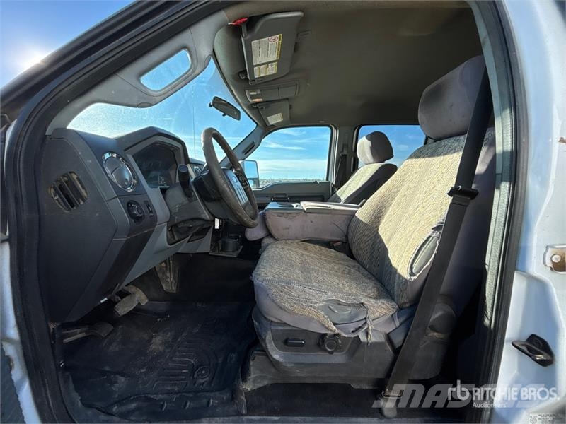 Ford F-350 Camion con sponde ribaltabili
