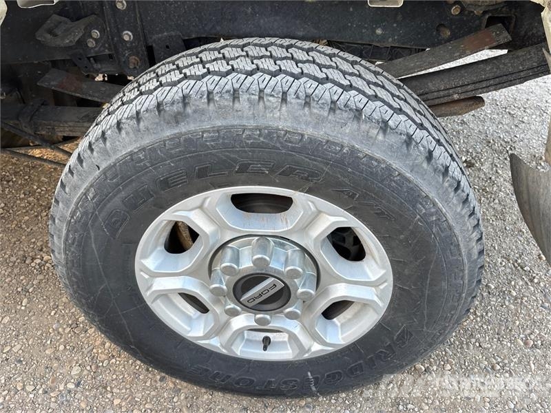 Ford F-350 Drugi