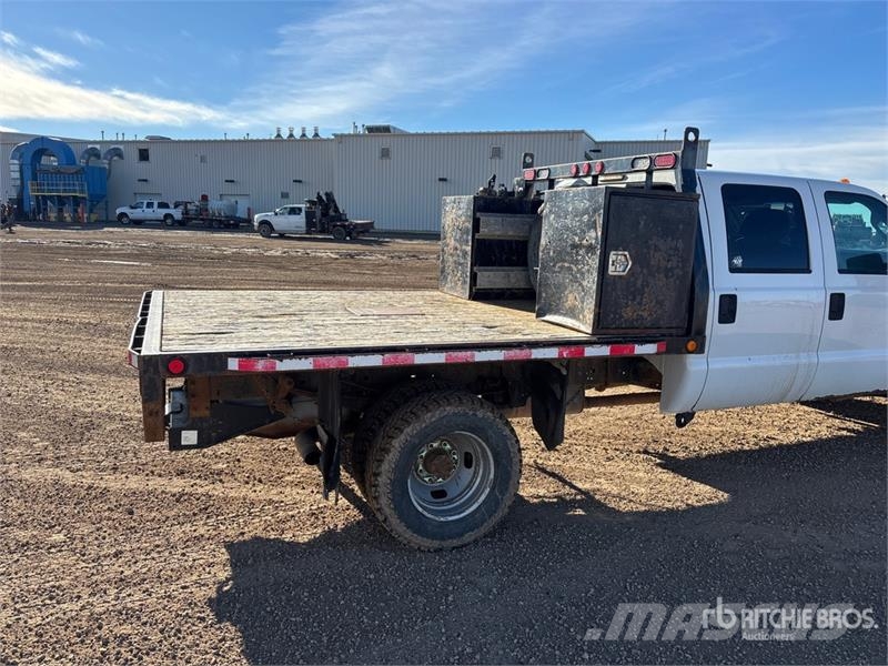Ford F-350 Camiões estrado/caixa aberta
