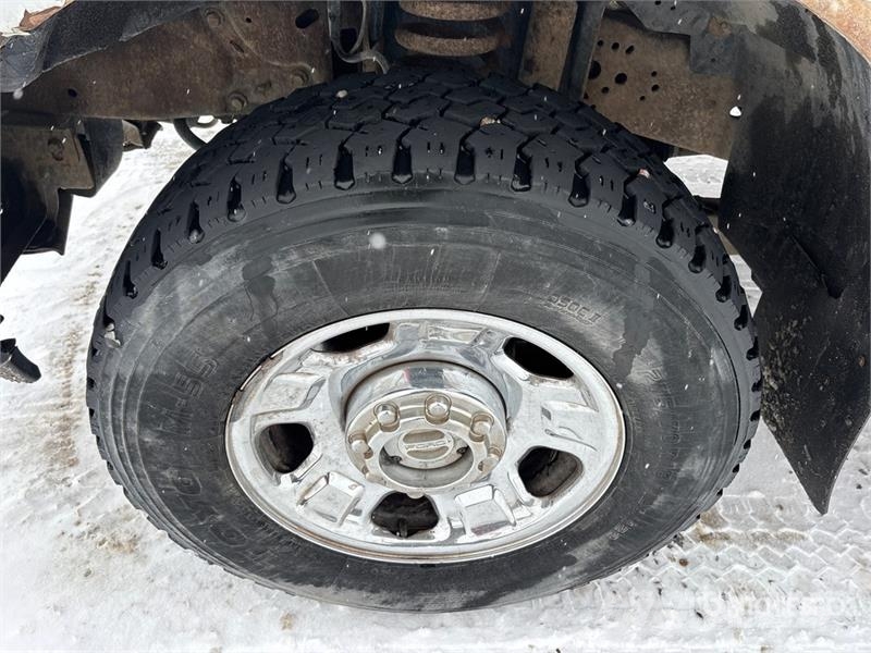 Ford F-350 شاحنات مسطحة/مفصلية الجوانب