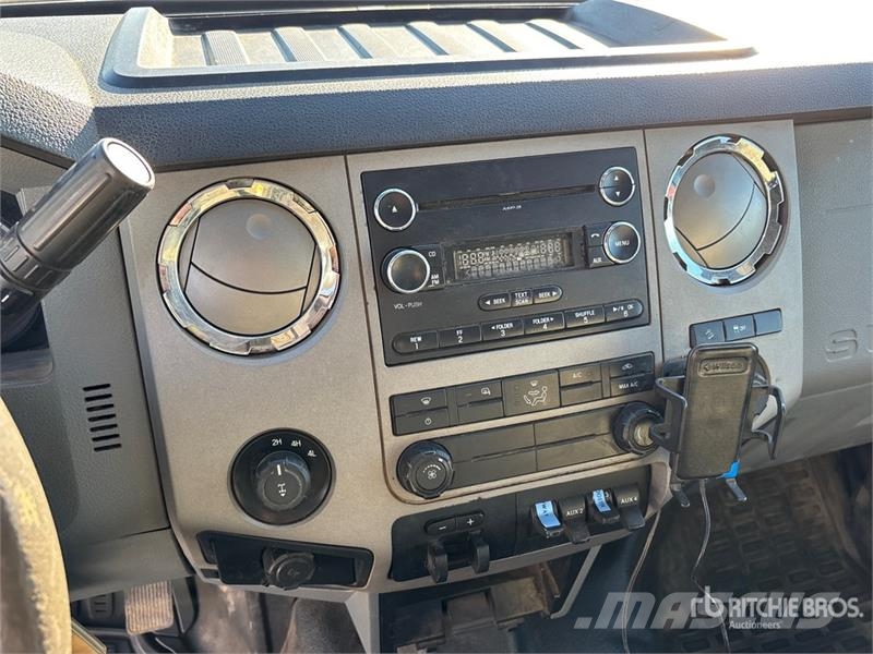 Ford F-350 Camion con sponde ribaltabili