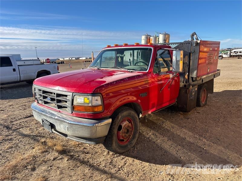 Ford F-350 Platós / Ponyvás teherautók