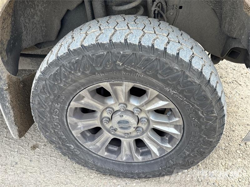 Ford F-350 Camion plateau