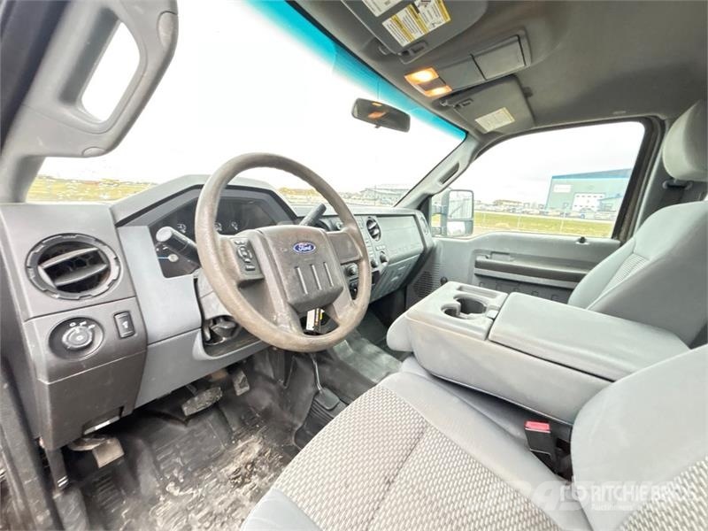 Ford F-350 Kamioni sa otvorenim sandukom