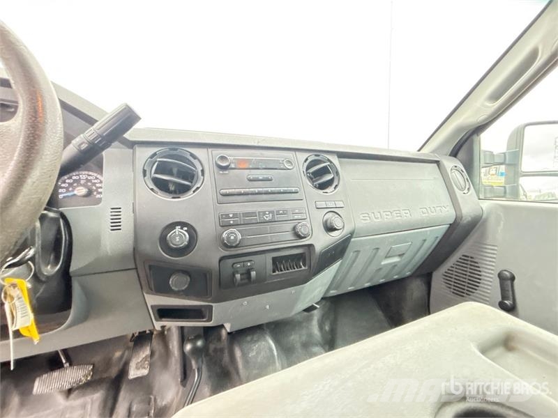Ford F-350 Kamioni sa otvorenim sandukom