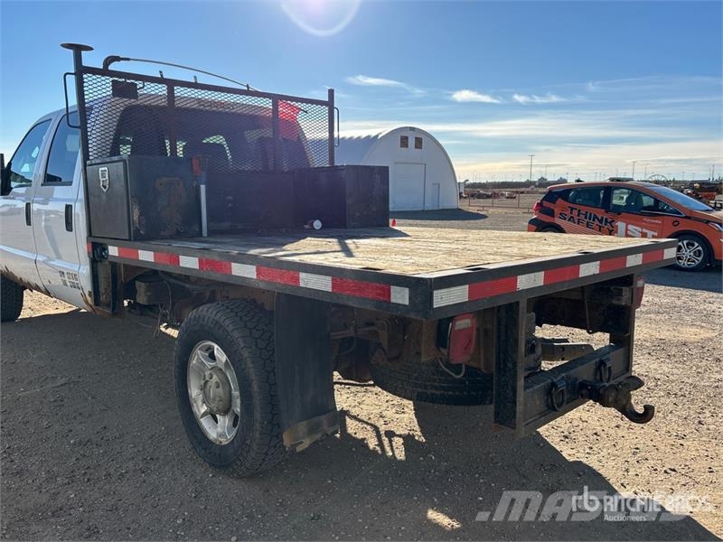 Ford F-350 Camion con sponde ribaltabili
