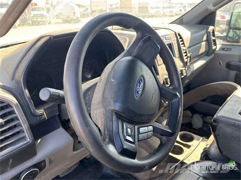 Ford F-350 Flakbilar