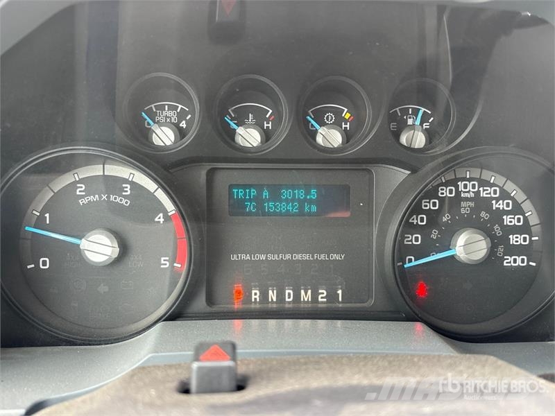 Ford F-350 Camiones de cama baja